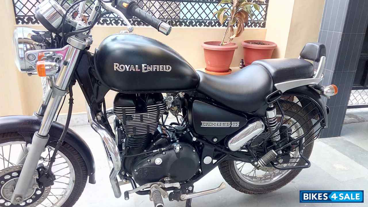 Stoneblack Royal Enfield Thunderbird 350