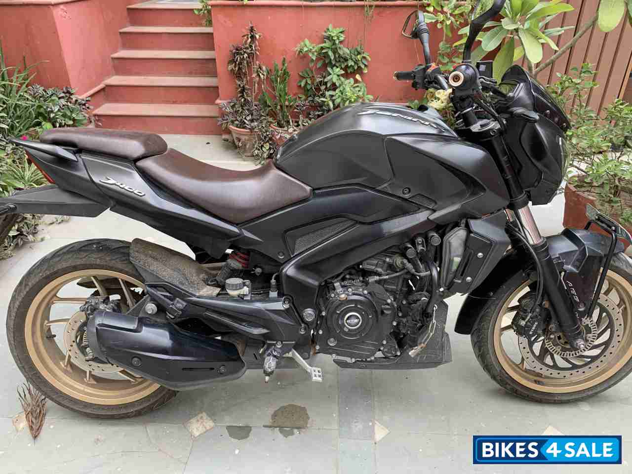 Bajaj Dominar 400 ABS BS6