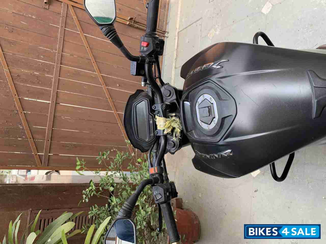 Bajaj Dominar 400 ABS BS6