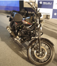 Bajaj Avenger Street 220 2016 Model