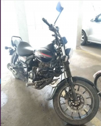 Black Bajaj Avenger Street 220