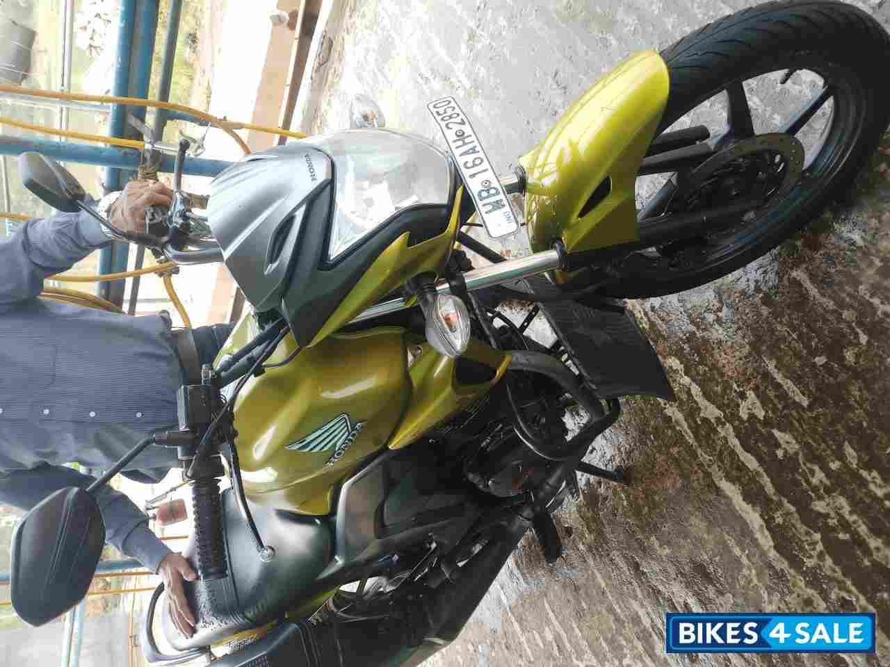 Golden Honda CB Trigger