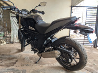 Black Mahindra Mojo XT 300
