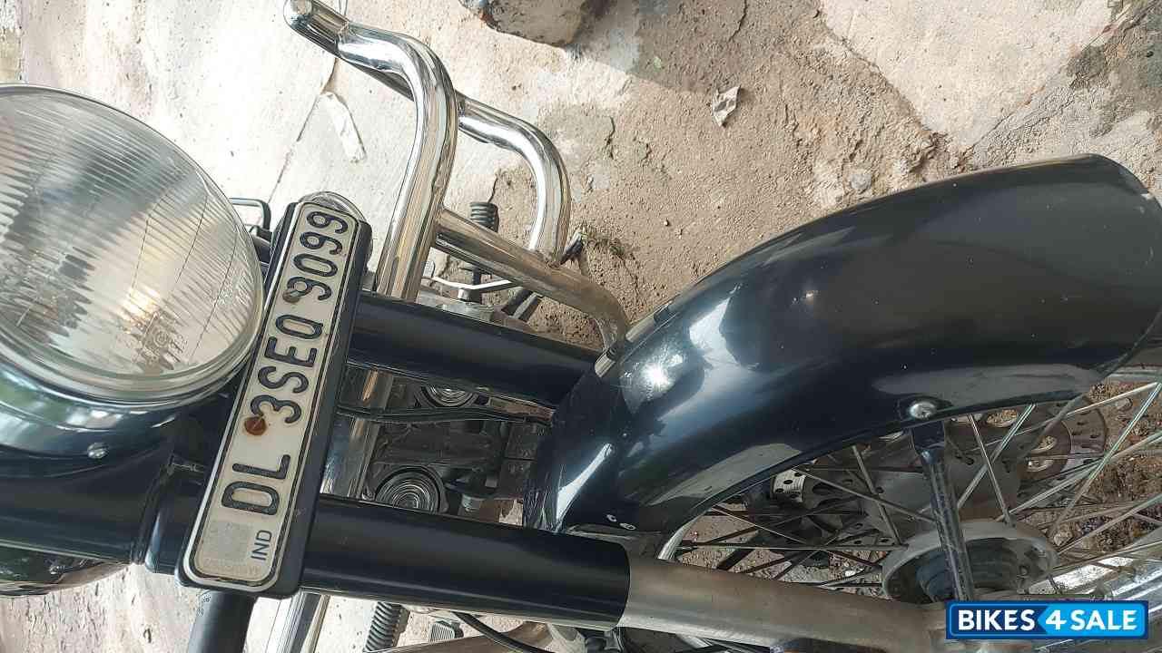 Royal Enfield Bullet 350 ES BS6