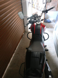 Black/red Bajaj V15