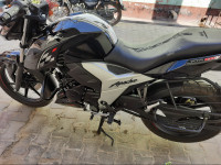 Black TVS Apache RTR 160 4V BS6