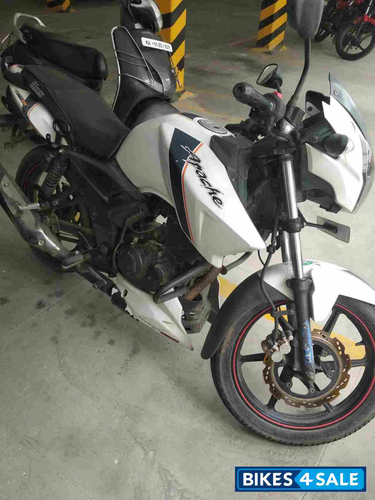 TVS Apache RTR 160