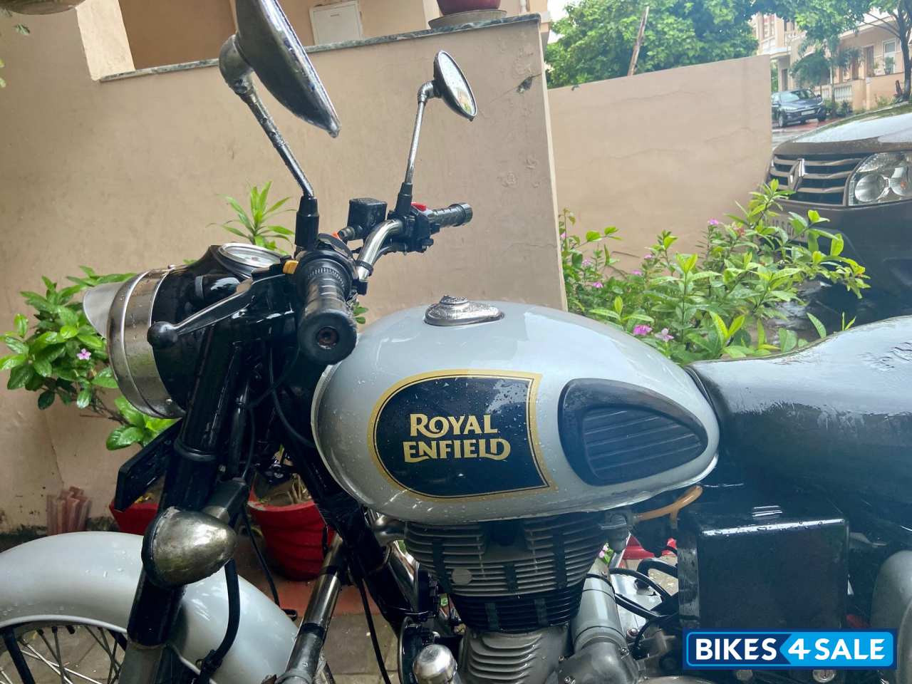 Royal Enfield Classic 350