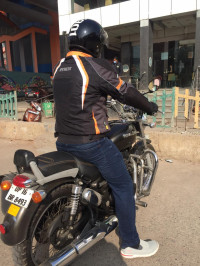 Lightning Green Royal Enfield Thunderbird 350