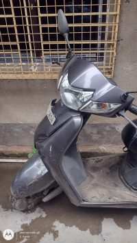 Gray Honda Activa 3G