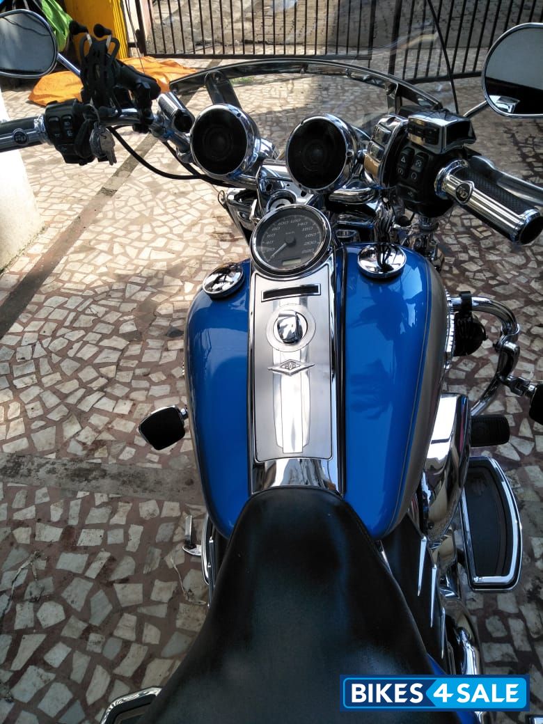Electric Blue Harley Davidson Road King