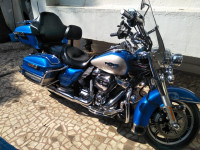 Electric Blue Harley Davidson Road King