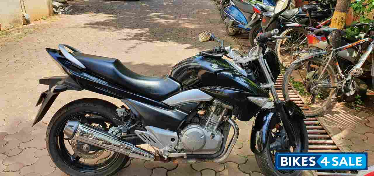 Suzuki Inazuma GW250