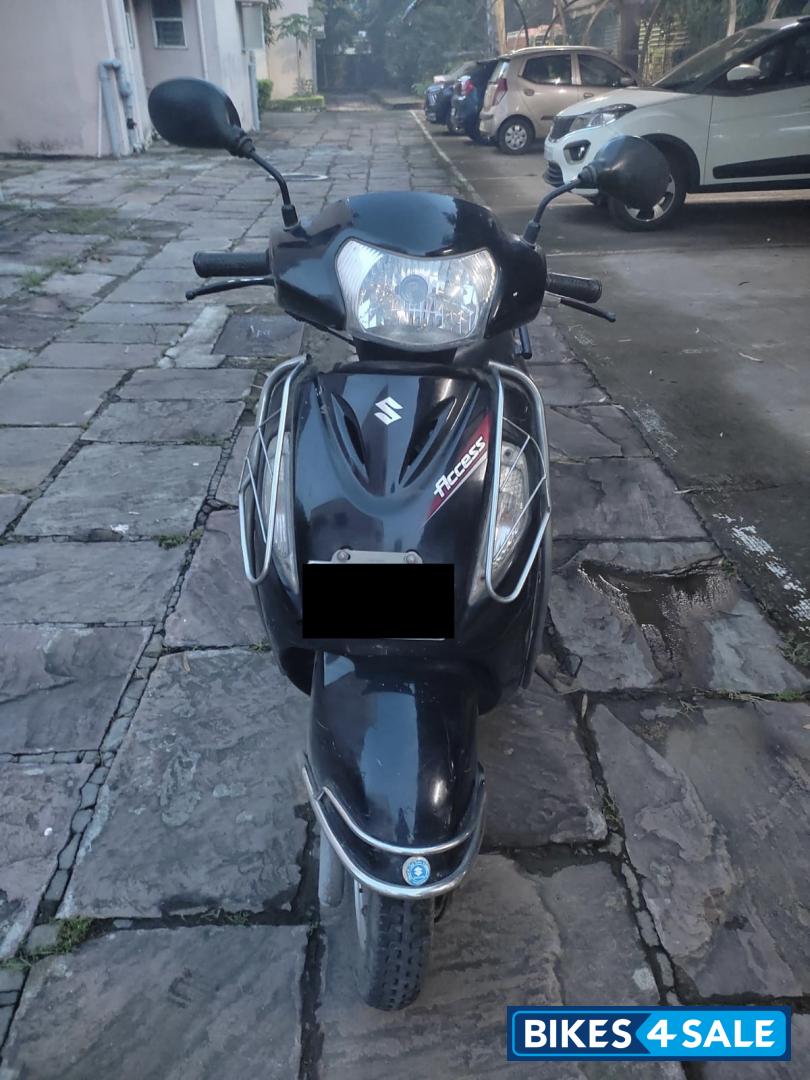 Black Suzuki Access 125