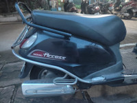 Black Suzuki Access 125
