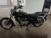 Black Bajaj Avenger 220 DTS-i