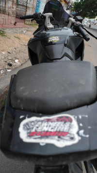 ⚫ Black Bajaj Pulsar RS 200