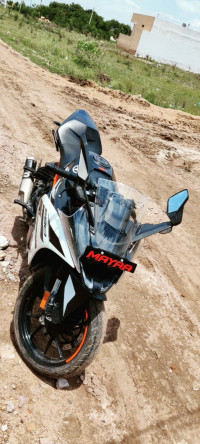 Dark Gal Vano KTM RC 390 2020