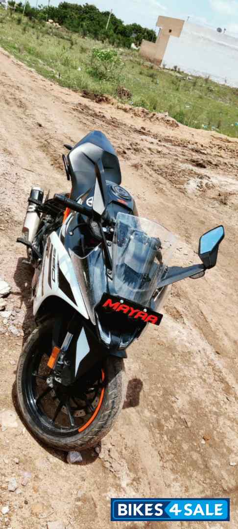 Dark Gal Vano KTM RC 390 2020