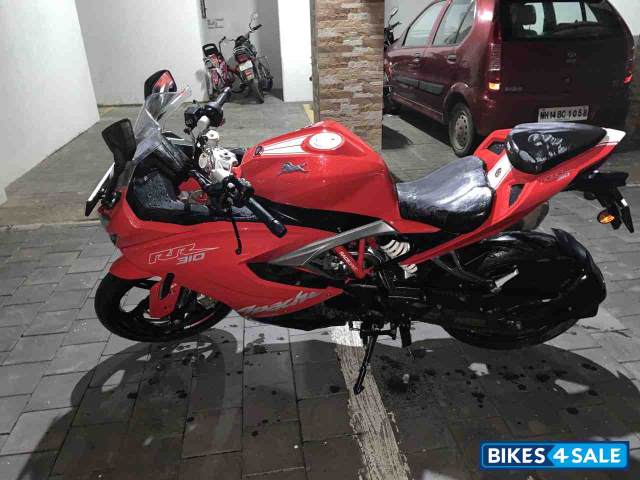 Red TVS Apache RR 310 2020 Red TVS Apache RR 310 2020