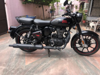 Royal Enfield Classic Stealth Black 2020 Model