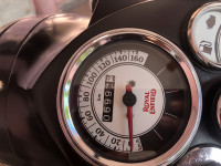 Royal Enfield Classic Stealth Black