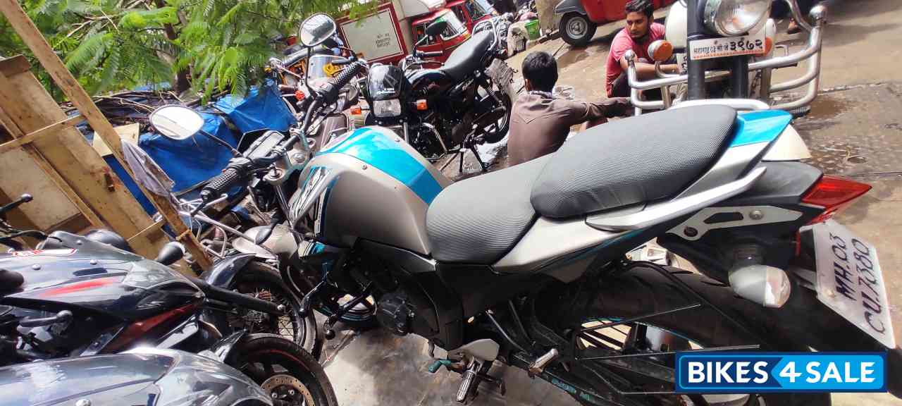 Yamaha FZ-S FI V2 Yamaha FZ-S FI V2