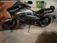 Grey Suzuki Intruder 150 FI