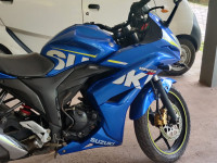 Blue Suzuki Gixxer SF