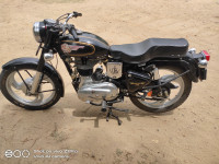 Black Royal Enfield Bullet Standard 350