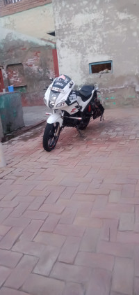 Hero Karizma R 2016 Model