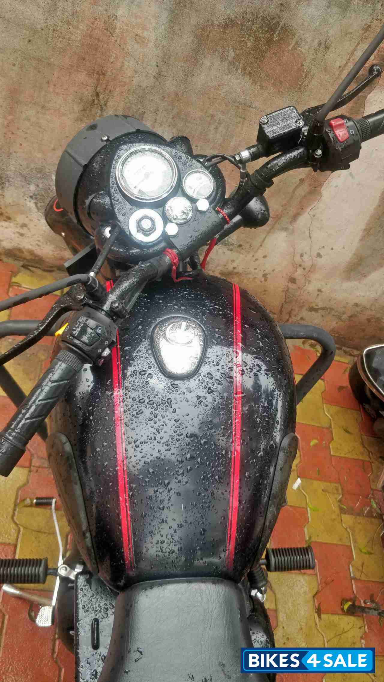 Shealth Black Royal Enfield Classic Stealth Black