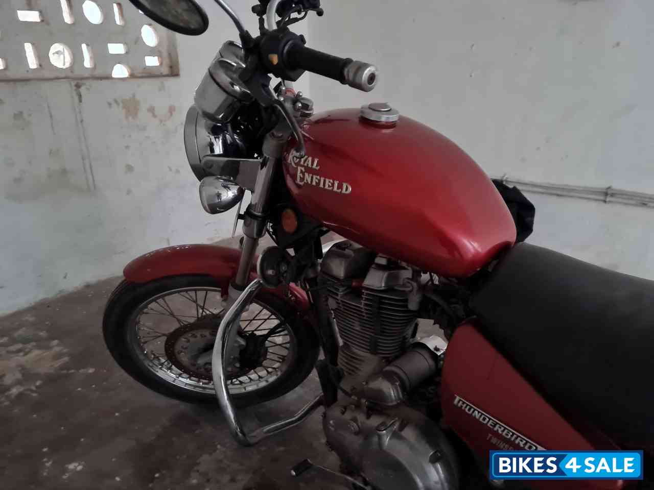 Royal Enfield Thunderbird TwinSpark 350 Royal Enfield Thunderbird TwinSpark 350