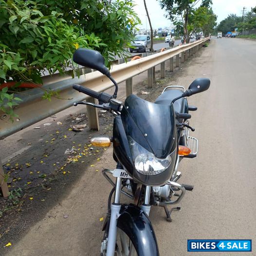 Black Bajaj Pulsar 150