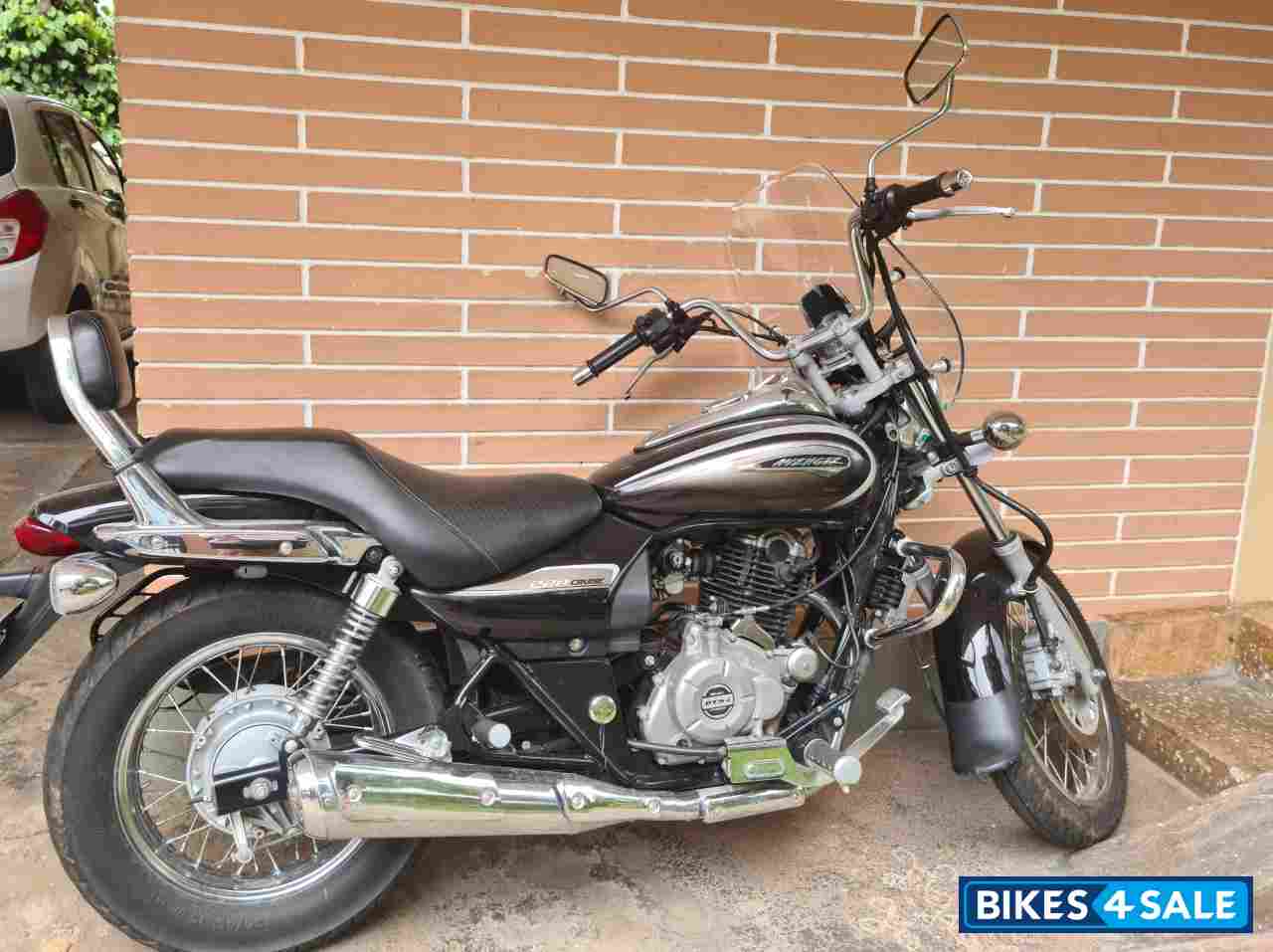 Bajaj Avenger Cruise 220