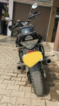 Mahindra Mojo XT 300