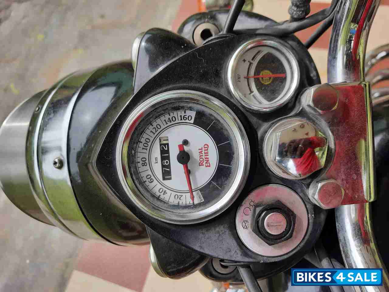 Black Royal Enfield Classic 350