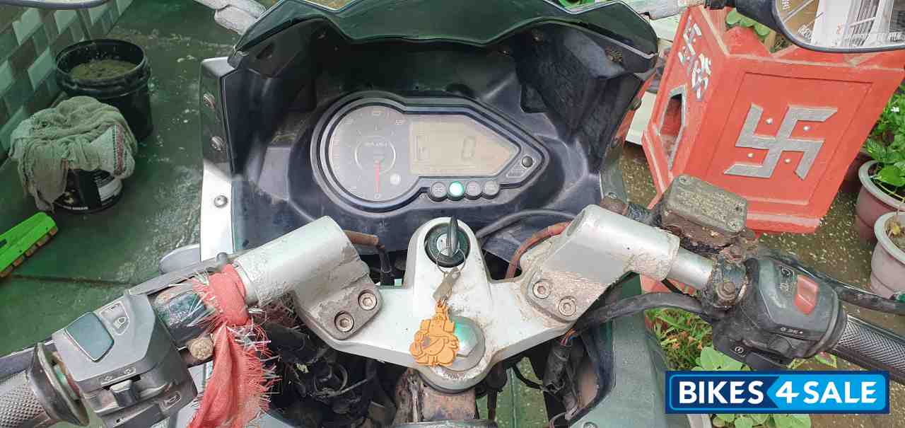 Grey Bajaj Pulsar 220 DTSi