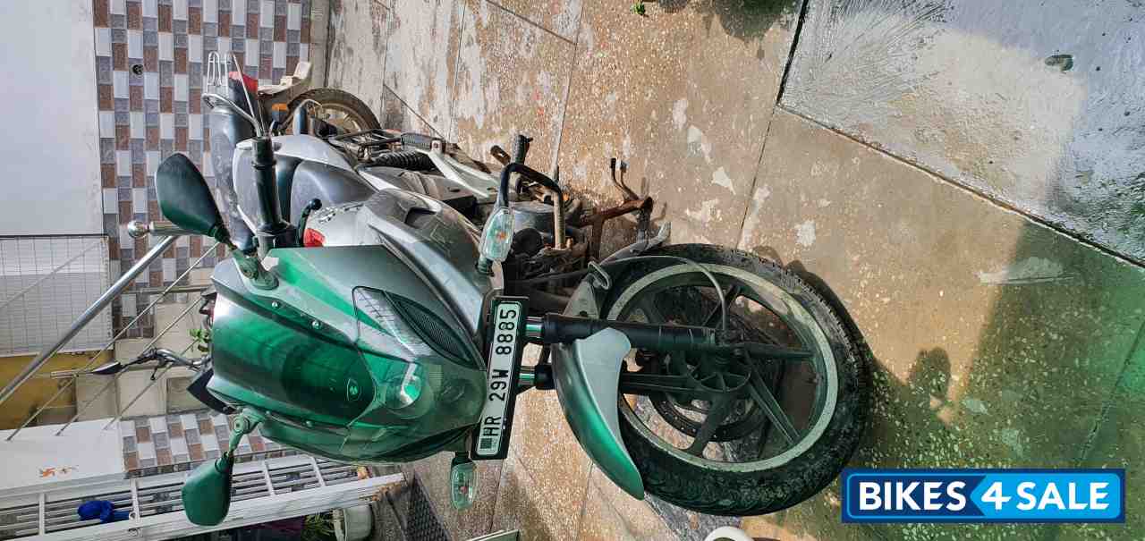 Grey Bajaj Pulsar 220 DTSi