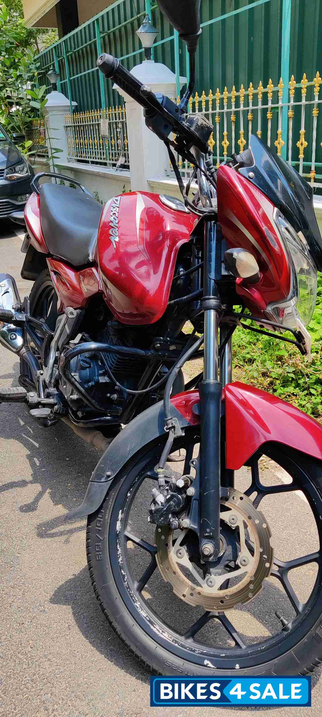 Bajaj Discover 150 S