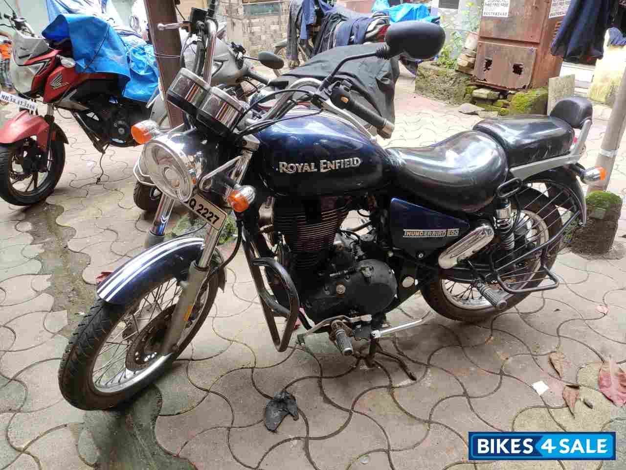 Marine Royal Enfield Thunderbird 500