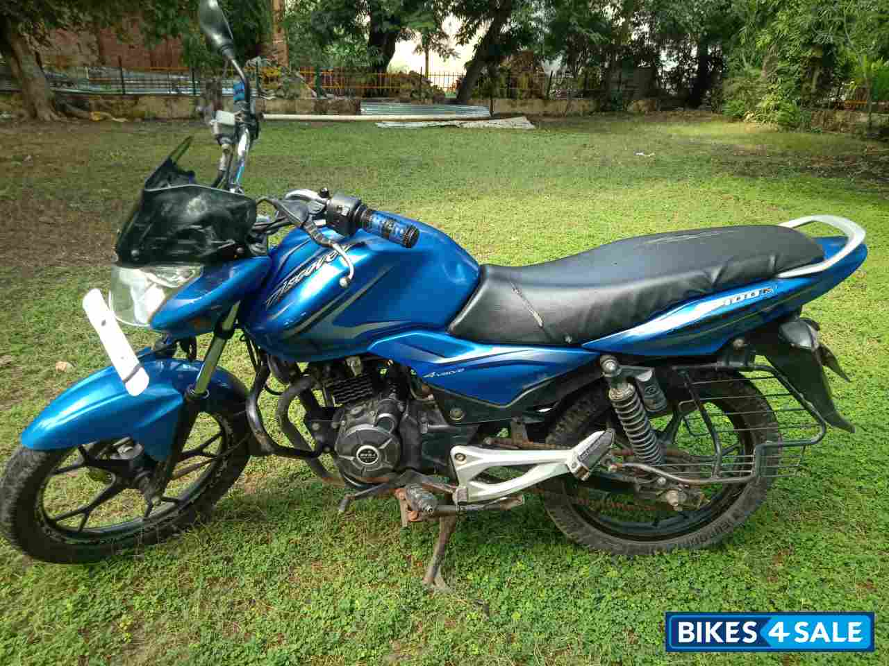 Bajaj Discover 100M