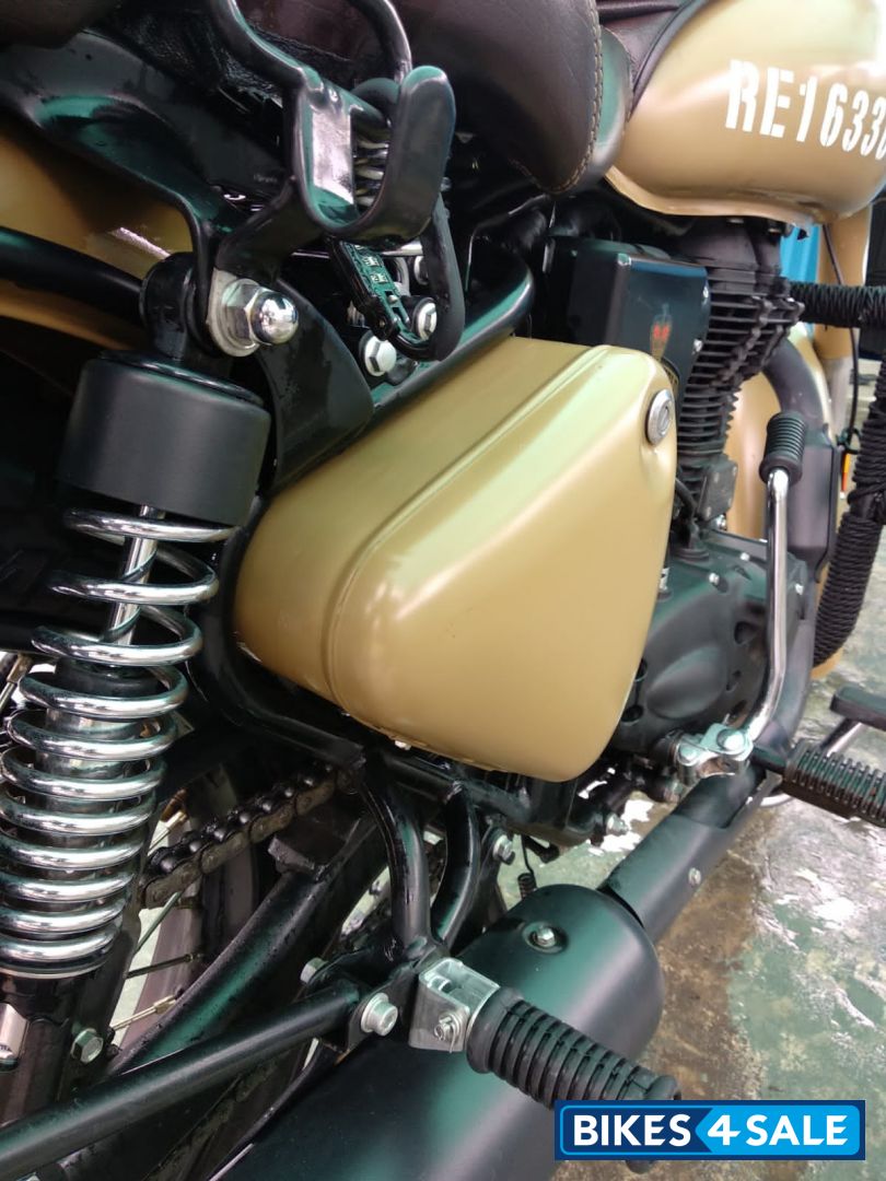 Desert Storm Royal Enfield Classic Signals Stormrider Sand Desert Storm Royal Enfield Classic Signals Stormrider Sand