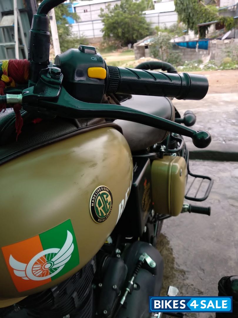 Desert Storm Royal Enfield Classic Signals Stormrider Sand Desert Storm Royal Enfield Classic Signals Stormrider Sand