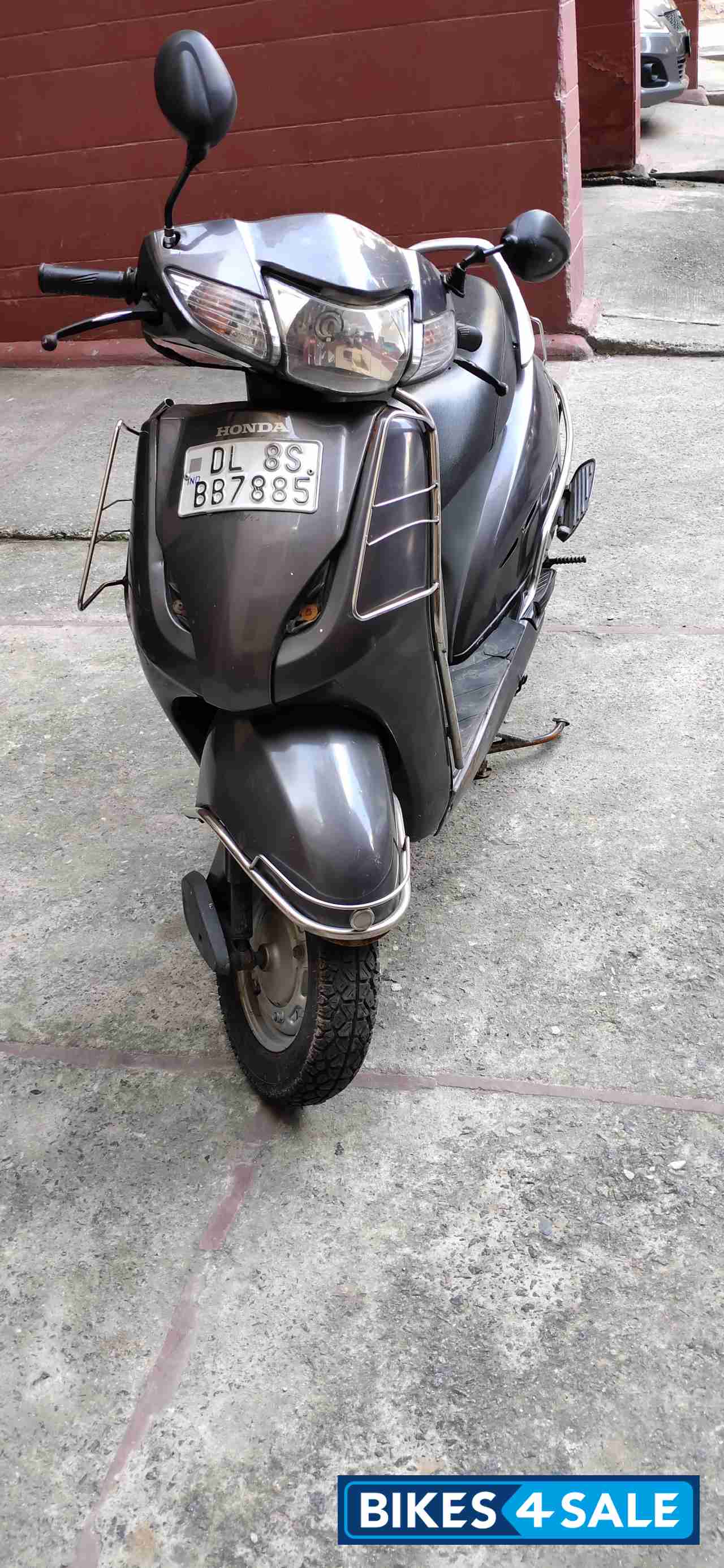 Grey Honda Activa