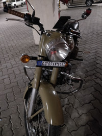 Royal Enfield Classic 500