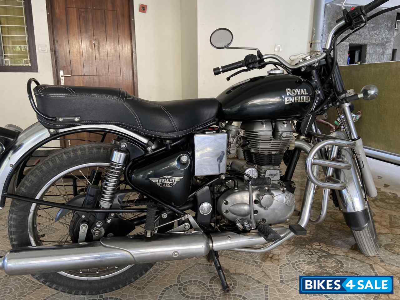 Black Royal Enfield Bullet Electra