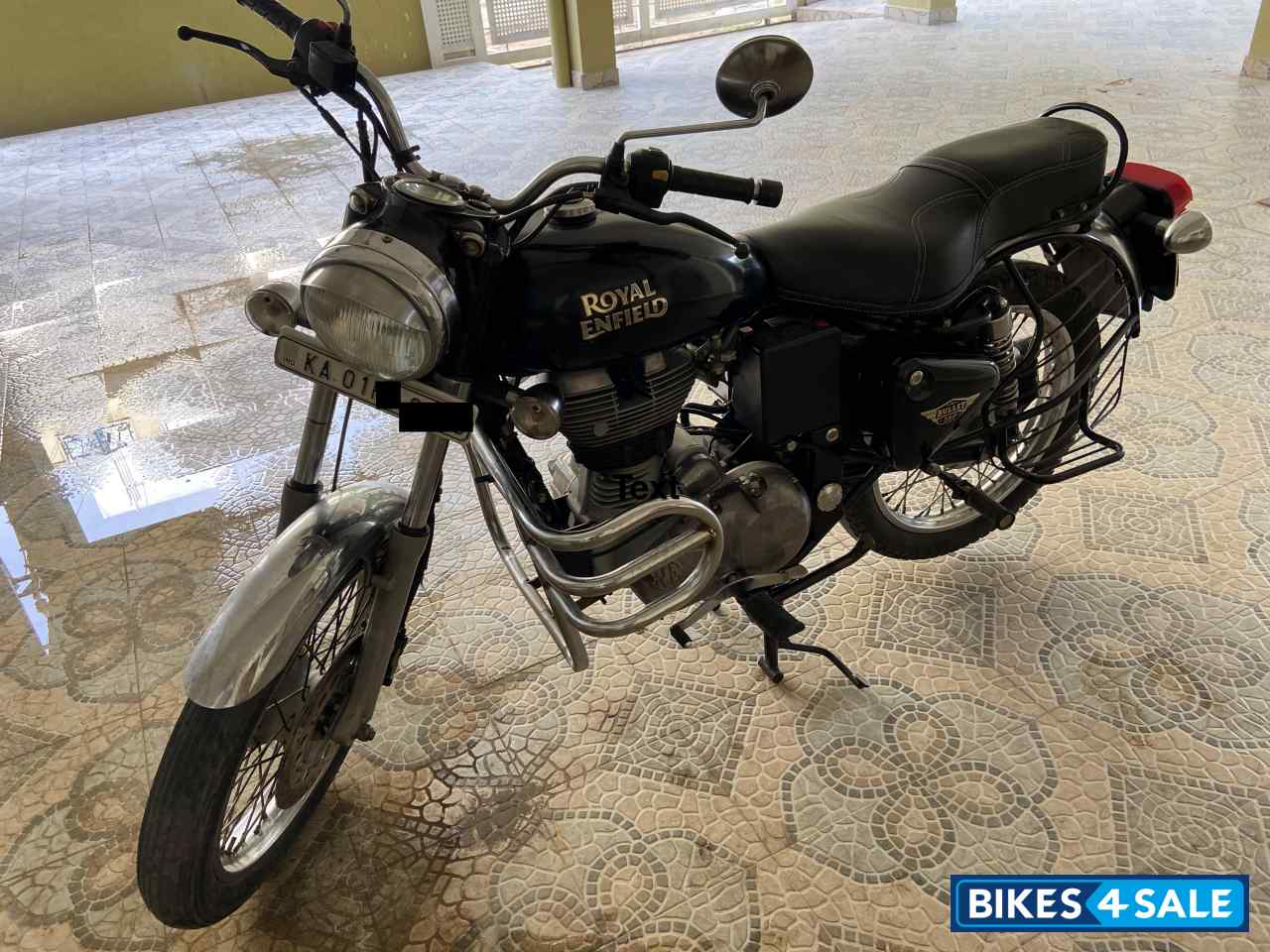 Black Royal Enfield Bullet Electra