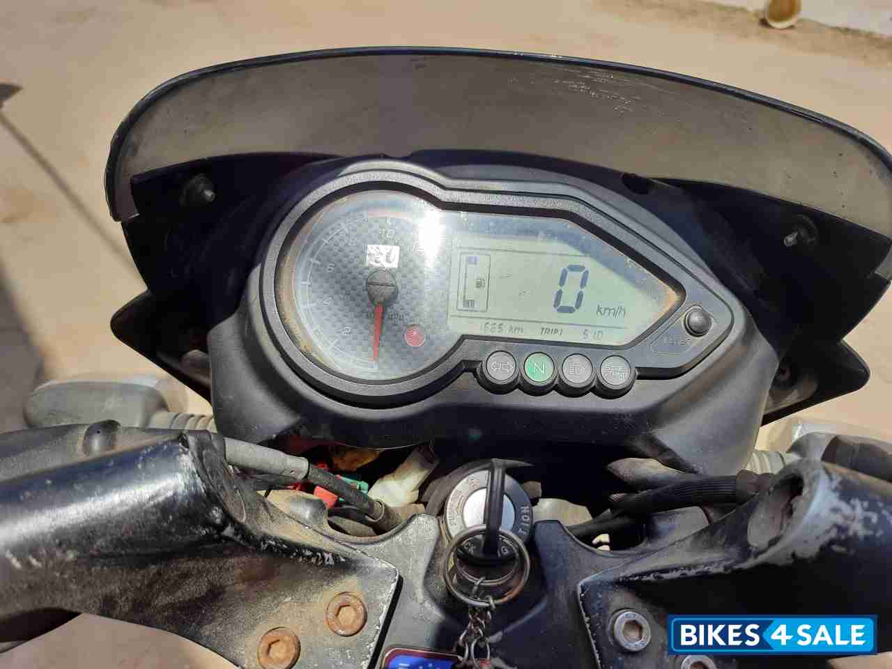 Black Bajaj Pulsar 150