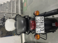 White Royal Enfield Thunderbird X 350